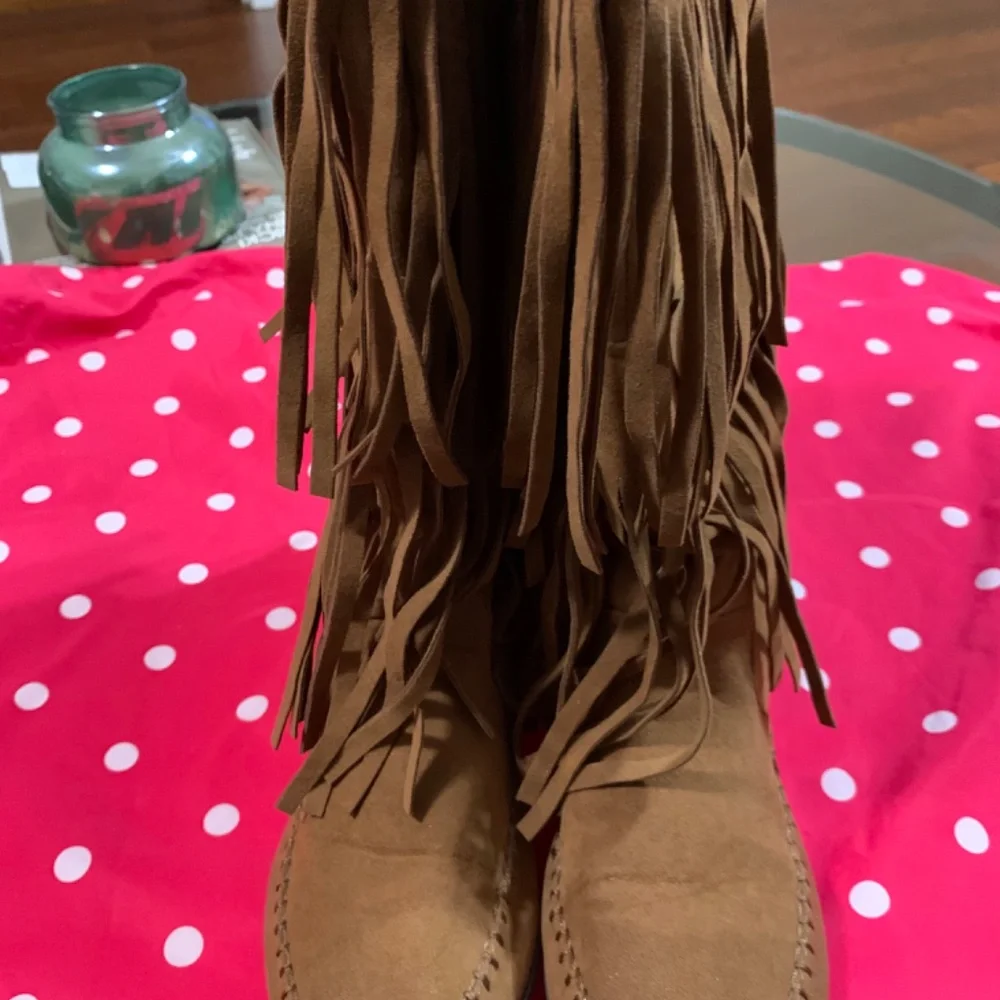 Boots - Picture 2 of 2